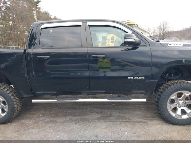 44704572 :رقم المزاد ، 1C6SRFFT0NN230304 vin ، 2022 Ram 1500 Big Horn  4x4 5'7 Box مزاد بيع