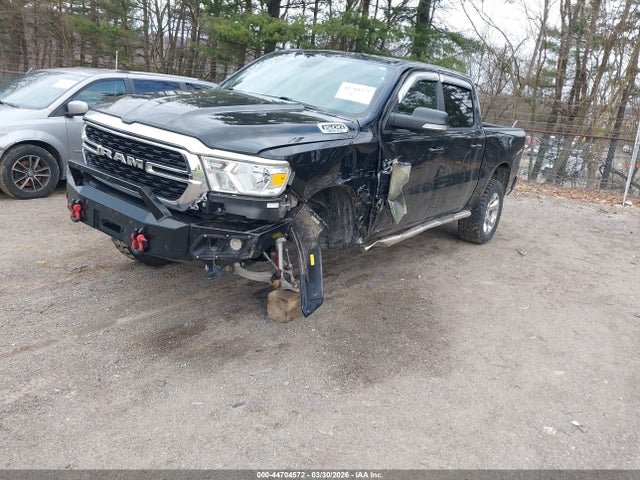 44704572 :رقم المزاد ، 1C6SRFFT0NN230304 vin ، 2022 Ram 1500 Big Horn  4x4 5'7 Box مزاد بيع