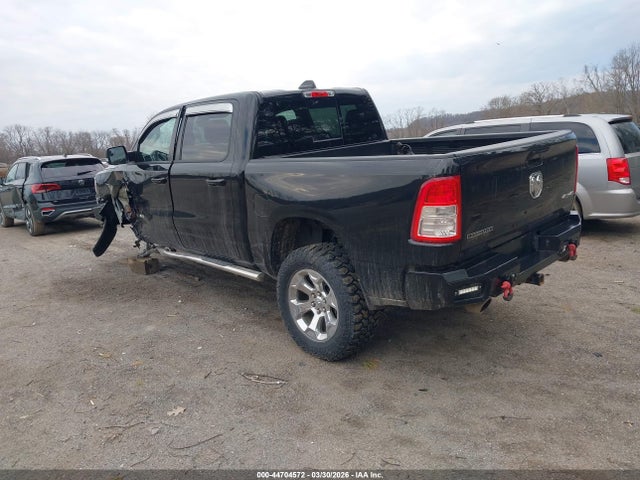 44704572 :رقم المزاد ، 1C6SRFFT0NN230304 vin ، 2022 Ram 1500 Big Horn  4x4 5'7 Box مزاد بيع