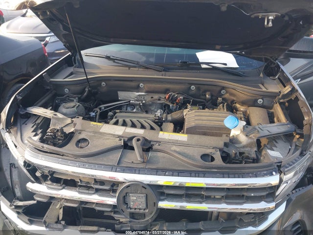 Продаж на аукціоні авто 2022 Volkswagen Atlas Cross Sport 3.6l V6 Se W/technology, vin: 1V2JE2CA7NC216180, номер лоту: 44704574