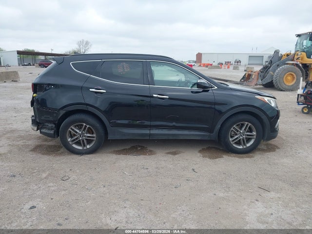 Продаж на аукціоні авто 2018 Hyundai Santa Fe Sport 2.4l, vin: 5NMZUDLB4JH077827, номер лоту: 44704596