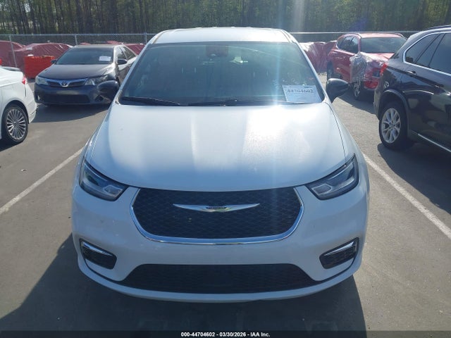 2024 Chrysler Pacifica Touring მანქანა იყიდება აუქციონზე, vin: 2C4RC1FG6RR196487, აუქციონის ნომერი: 44704602