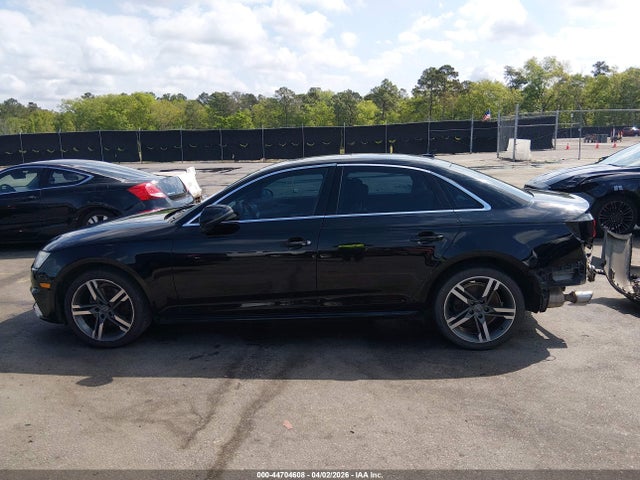 44704608 :رقم المزاد ، WAULMAF42JA092786 vin ، 2018 Audi A4 2.0t Tech Ultra Premium/2.0t Ultra Premium مزاد بيع
