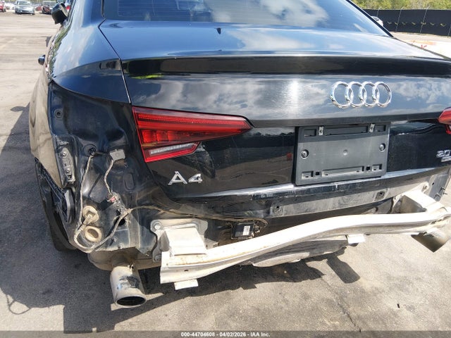 44704608 :رقم المزاد ، WAULMAF42JA092786 vin ، 2018 Audi A4 2.0t Tech Ultra Premium/2.0t Ultra Premium مزاد بيع