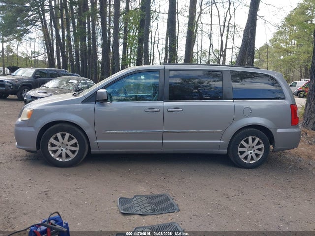 44704616 :رقم المزاد ، 2C4RC1BG2DR783011 vin ، 2013 Chrysler Town & Country Touring مزاد بيع