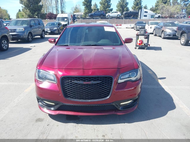 44704618 :رقم المزاد ، 2C3CCABT2MH589334 vin ، 2021 Chrysler 300 مزاد بيع