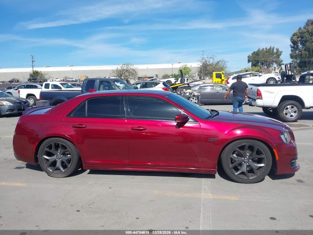 44704618 :رقم المزاد ، 2C3CCABT2MH589334 vin ، 2021 Chrysler 300 مزاد بيع