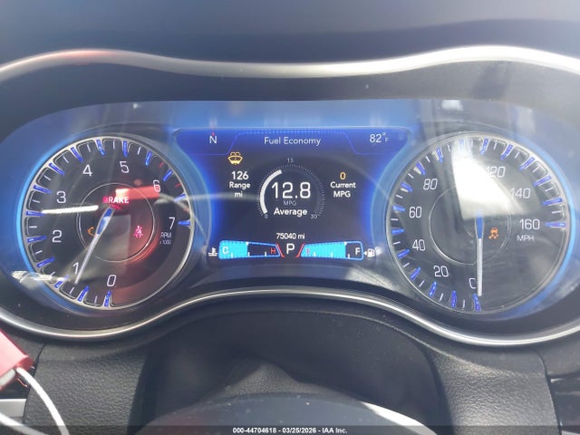 44704618 :رقم المزاد ، 2C3CCABT2MH589334 vin ، 2021 Chrysler 300 مزاد بيع