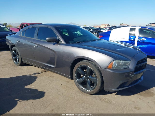 2014 Dodge Charger Sxt Plus მანქანა იყიდება აუქციონზე, vin: 2C3CDXHG4EH248383, აუქციონის ნომერი: 44704619