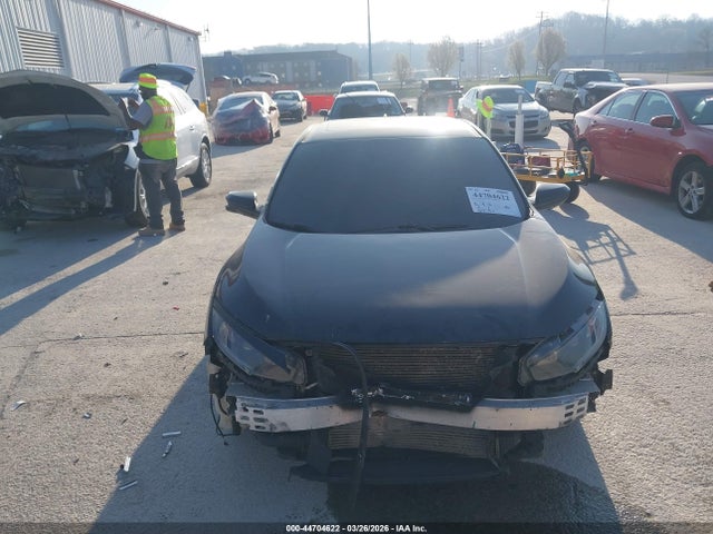 44704622 :رقم المزاد ، 2HGFC1F36JH644416 vin ، 2018 Honda Civic Ex-t مزاد بيع