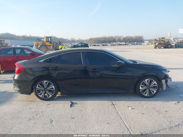 44704622 :رقم المزاد ، 2HGFC1F36JH644416 vin ، 2018 Honda Civic Ex-t مزاد بيع