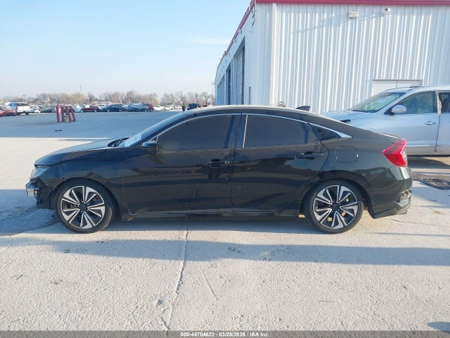 44704622 :رقم المزاد ، 2HGFC1F36JH644416 vin ، 2018 Honda Civic Ex-t مزاد بيع