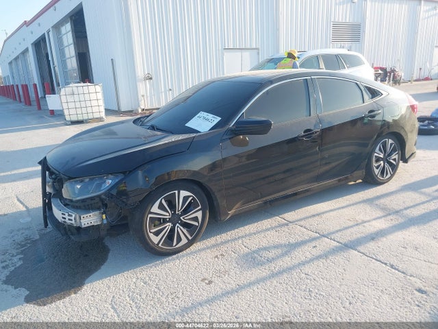 44704622 :رقم المزاد ، 2HGFC1F36JH644416 vin ، 2018 Honda Civic Ex-t مزاد بيع