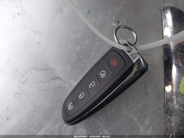 1FMCU0HD0KUA35718 Ford ESCAPE SEL
