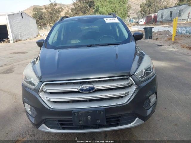 1FMCU0HD0KUA35718 Ford ESCAPE SEL