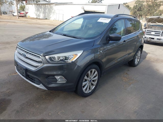 1FMCU0HD0KUA35718 Ford ESCAPE SEL