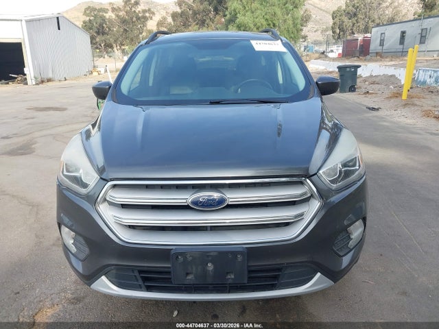 1FMCU0HD0KUA35718 Ford ESCAPE SEL