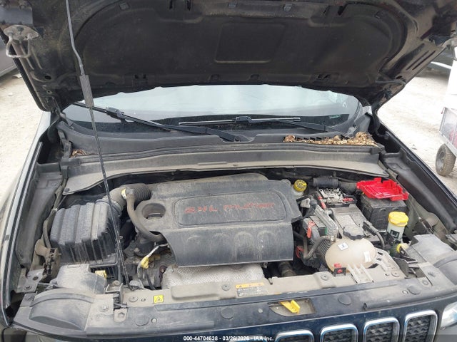 Продажа на аукционе авто 2019 Jeep Renegade Sport Fwd, vin: ZACNJAAB4KPK17800, номер лота: 44704638