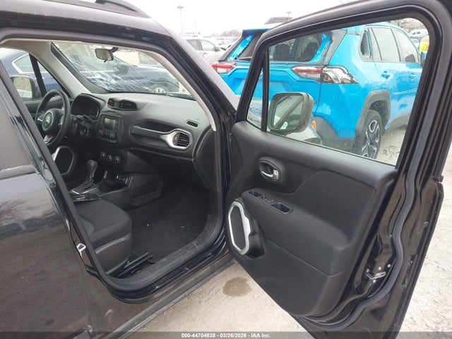 Продажа на аукционе авто 2019 Jeep Renegade Sport Fwd, vin: ZACNJAAB4KPK17800, номер лота: 44704638