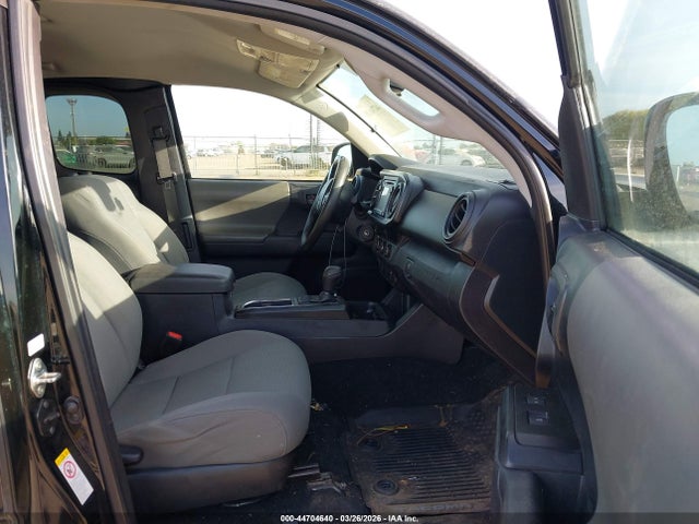 5TFRX5GNXJX108930 Toyota Tacoma Sr