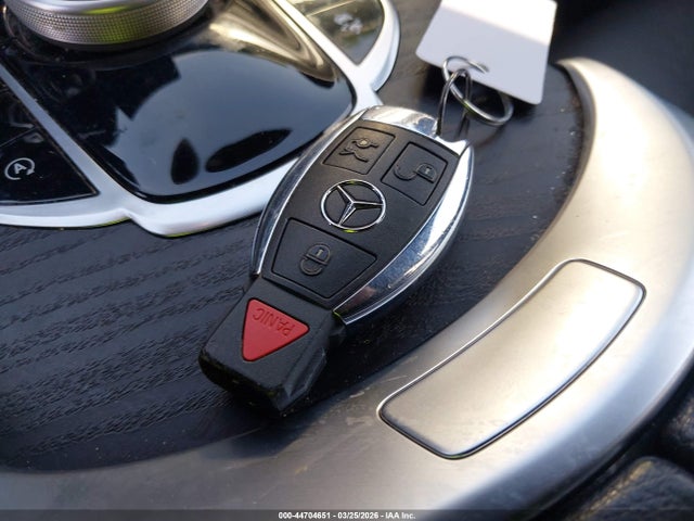 44704651 :رقم المزاد ، WDC0G4KB6KV177217 vin ، 2019 Mercedes-benz Glc 300 4matic مزاد بيع