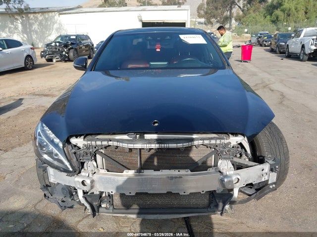 55SWF4JBXJU266496 Mercedes-Benz C 300