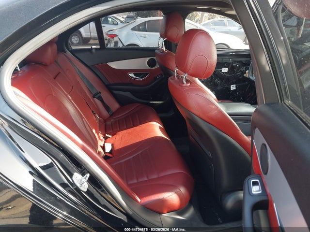55SWF4JBXJU266496 Mercedes-Benz C 300