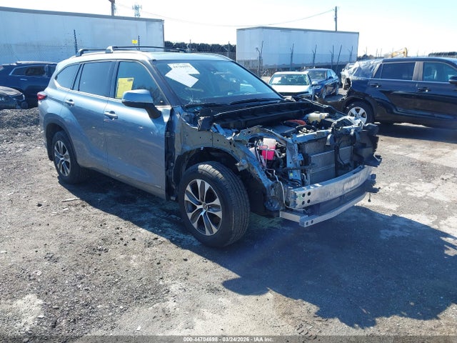 Продаж на аукціоні авто 2022 Toyota Highlander Hybrid Xle, vin: 5TDHBRCH0NS083503, номер лоту: 44704698