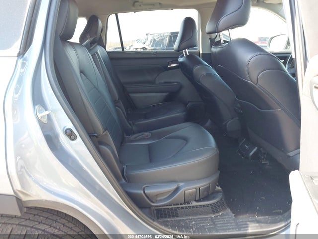 Продаж на аукціоні авто 2022 Toyota Highlander Hybrid Xle, vin: 5TDHBRCH0NS083503, номер лоту: 44704698