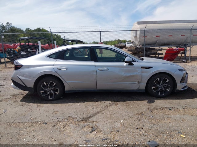 2024 Hyundai Sonata Sel მანქანა იყიდება აუქციონზე, vin: KMHL64JA5RA417868, აუქციონის ნომერი: 44704702
