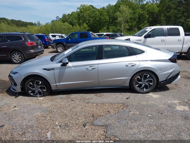 2024 Hyundai Sonata Sel მანქანა იყიდება აუქციონზე, vin: KMHL64JA5RA417868, აუქციონის ნომერი: 44704702