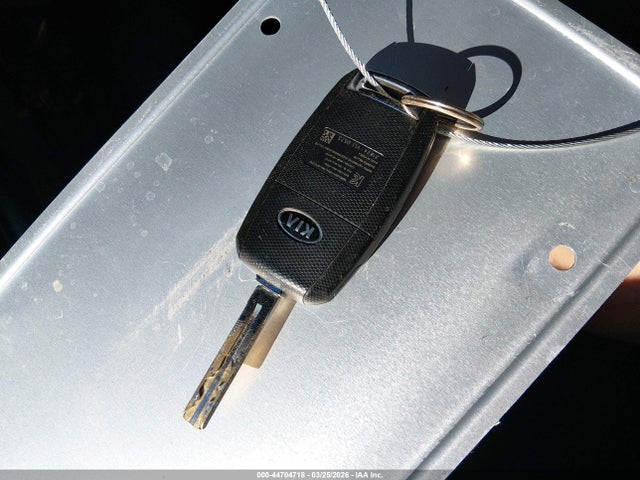 KIA SOUL + 2017 KNDJP3A54H7463029 Image 11
