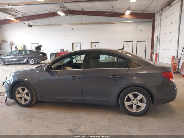 44704737 :رقم المزاد ، 1G1PC5SB5E7305552 vin ، 2014 Chevrolet Cruze 1lt Auto مزاد بيع
