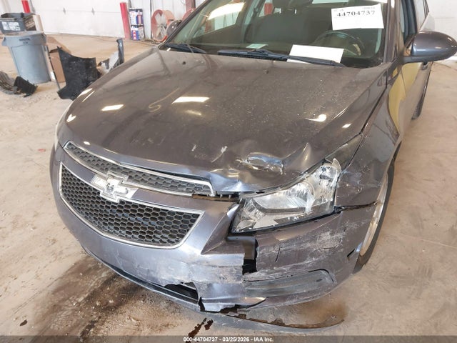 44704737 :رقم المزاد ، 1G1PC5SB5E7305552 vin ، 2014 Chevrolet Cruze 1lt Auto مزاد بيع