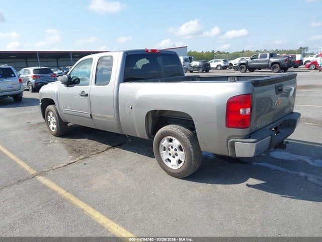 2012 CHEVROLET SILVERADO 1500 1GCRCSE03CZ278779 Photo 2