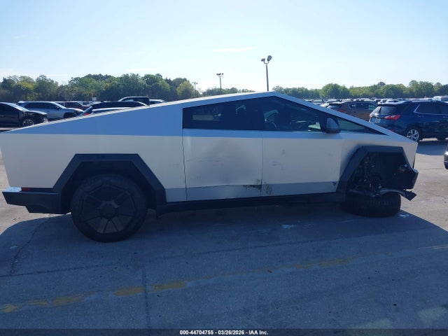 7G2CEHED6RA010503 Tesla Cybertruck All-wheel Drive