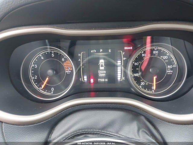 1C4PJMCB5GW289383 Jeep Cherokee 75th Anniversary