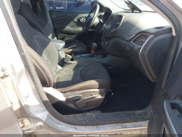 Aukcja sprzedaży 2019 Jeep Cherokee Latitude Fwd, vin: 1C4PJLCB6KD171812, numer aukcji: 44704767
