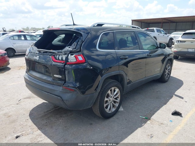 2019 Jeep Cherokee Latitude Fwd მანქანა იყიდება აუქციონზე, vin: 1C4PJLCB8KD331883, აუქციონის ნომერი: 44704780