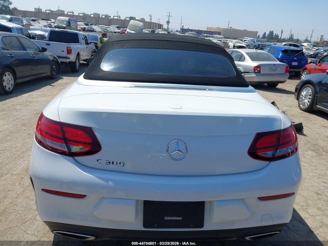 2019 Mercedes-benz C 300 მანქანა იყიდება აუქციონზე, vin: WDDWK8DB6KF835802, აუქციონის ნომერი: 44704801