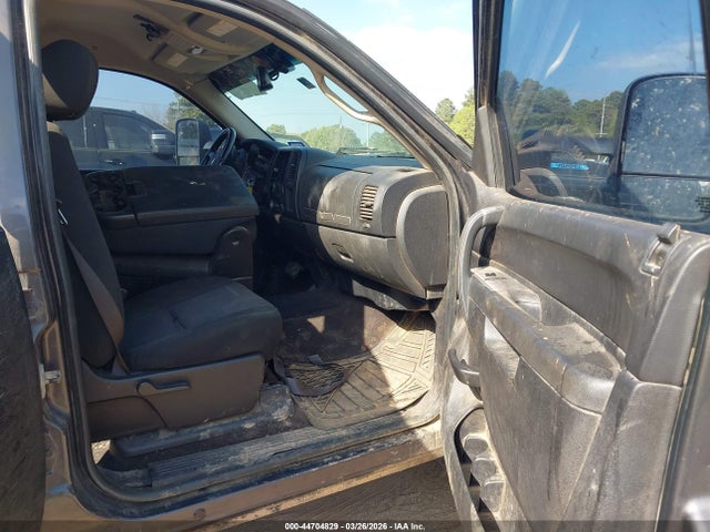 2011 CHEVROLET SILVERADO 2500HD 1GC1KXCG8BF117129 Photo 4