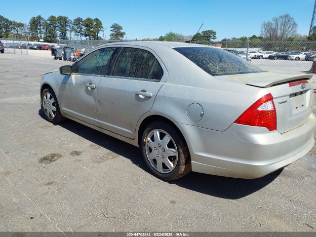 2010 FORD FUSION 3FAHP0HA0AR318445 Photo 2