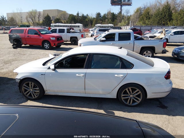 44704873 :رقم المزاد ، 1VWAA7A33JC038399 vin ، 2018 Volkswagen Passat 2.0t R-line/2.0t S مزاد بيع