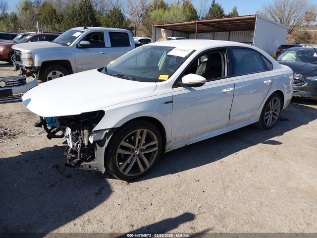 44704873 :رقم المزاد ، 1VWAA7A33JC038399 vin ، 2018 Volkswagen Passat 2.0t R-line/2.0t S مزاد بيع