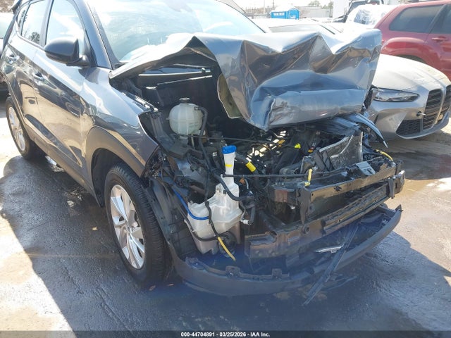 2019 Hyundai Tucson Value მანქანა იყიდება აუქციონზე, vin: KM8J33A47KU049802, აუქციონის ნომერი: 44704891