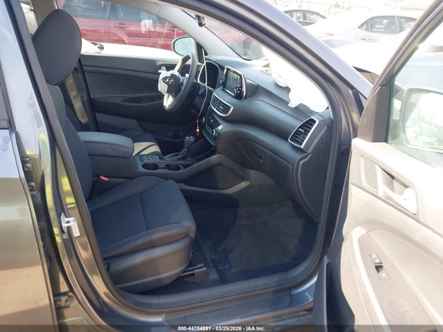 2019 Hyundai Tucson Value მანქანა იყიდება აუქციონზე, vin: KM8J33A47KU049802, აუქციონის ნომერი: 44704891