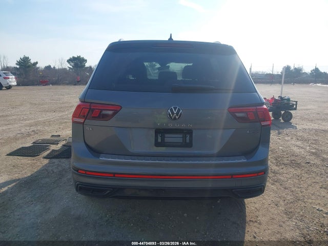 Продажа на аукционе авто 2022 Volkswagen Tiguan 2.0t Se R-line Black, vin: 3VV8B7AX4NM129768, номер лота: 44704893