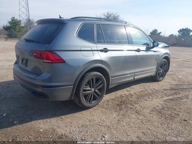 Продажа на аукционе авто 2022 Volkswagen Tiguan 2.0t Se R-line Black, vin: 3VV8B7AX4NM129768, номер лота: 44704893