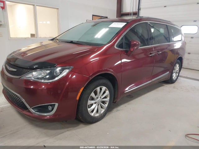 Продаж на аукціоні авто 2019 Chrysler Pacifica Touring L, vin: 2C4RC1BG9KR589508, номер лоту: 44704905
