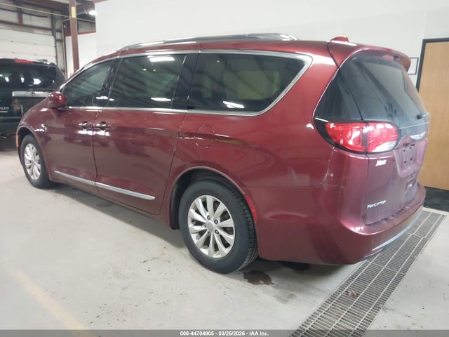 Продаж на аукціоні авто 2019 Chrysler Pacifica Touring L, vin: 2C4RC1BG9KR589508, номер лоту: 44704905